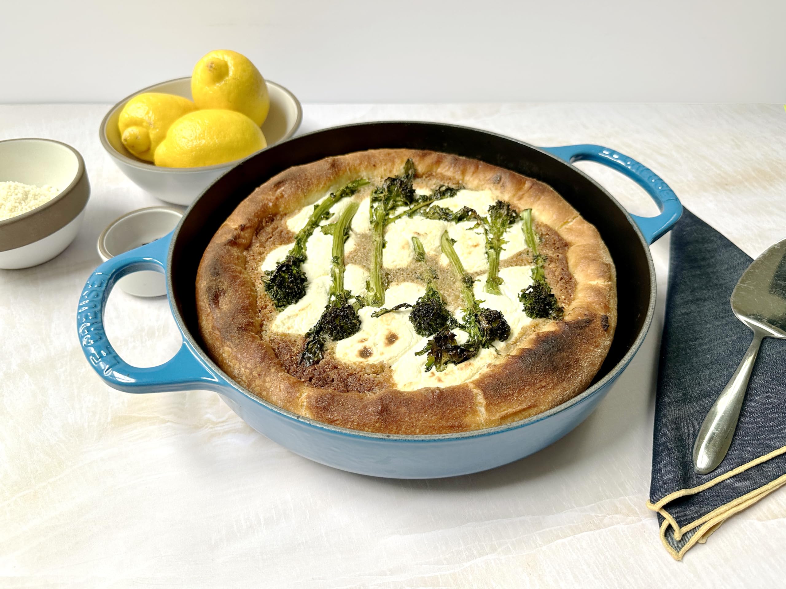 Amazon.co.jp: ル・クルーゼ(Le Creuset) エナメル鋳鉄シグネチャー